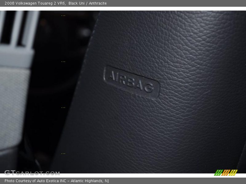 Black Uni / Anthracite 2008 Volkswagen Touareg 2 VR6