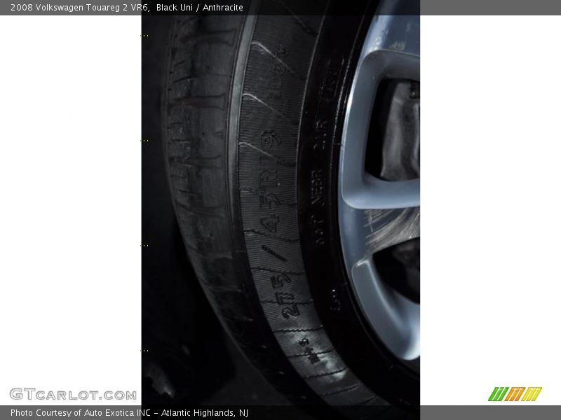 Black Uni / Anthracite 2008 Volkswagen Touareg 2 VR6