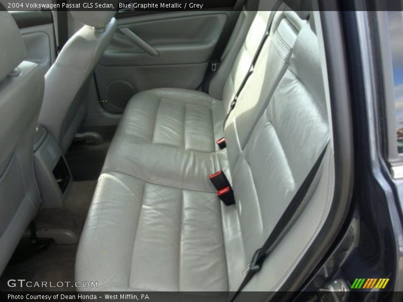 Blue Graphite Metallic / Grey 2004 Volkswagen Passat GLS Sedan
