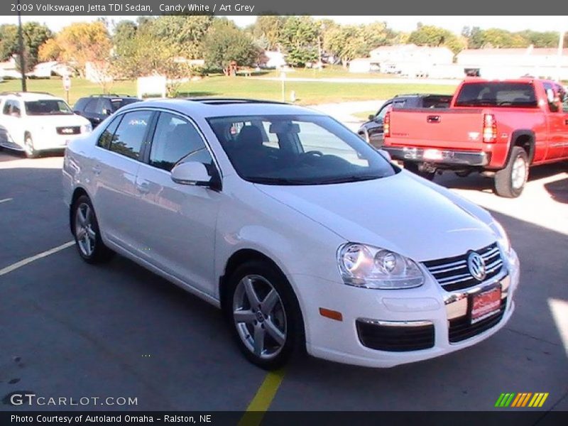 Candy White / Art Grey 2009 Volkswagen Jetta TDI Sedan