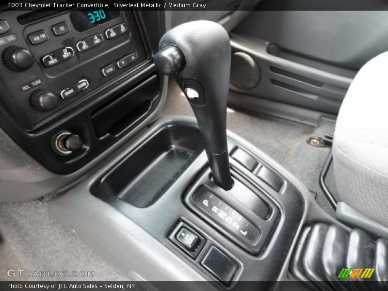 Silverleaf Metallic / Medium Gray 2003 Chevrolet Tracker Convertible