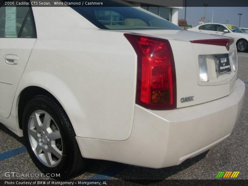 White Diamond / Cashmere 2006 Cadillac CTS Sedan
