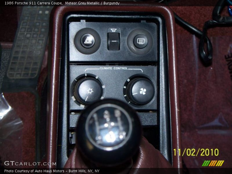 Meteor Grey Metallic / Burgundy 1986 Porsche 911 Carrera Coupe