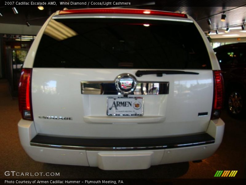 White Diamond / Cocoa/Light Cashmere 2007 Cadillac Escalade AWD