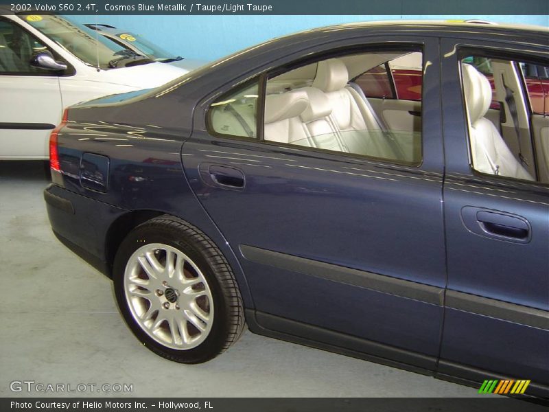 Cosmos Blue Metallic / Taupe/Light Taupe 2002 Volvo S60 2.4T