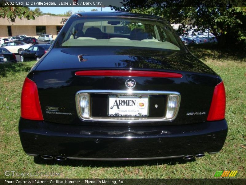 Sable Black / Dark Gray 2002 Cadillac DeVille Sedan