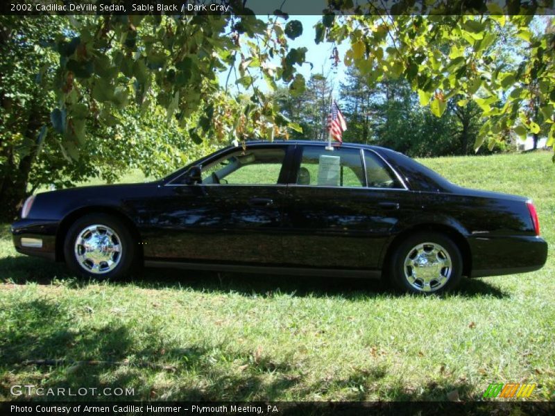 Sable Black / Dark Gray 2002 Cadillac DeVille Sedan