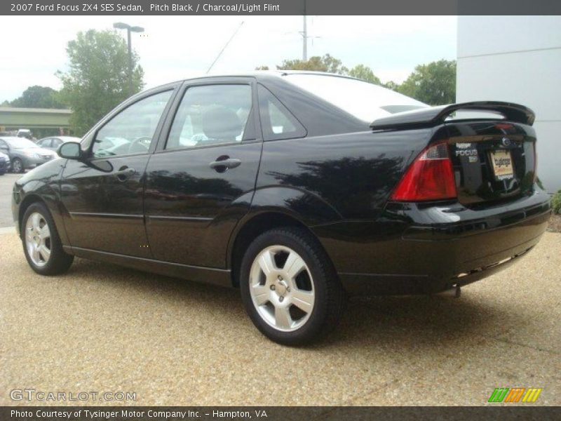 Pitch Black / Charcoal/Light Flint 2007 Ford Focus ZX4 SES Sedan