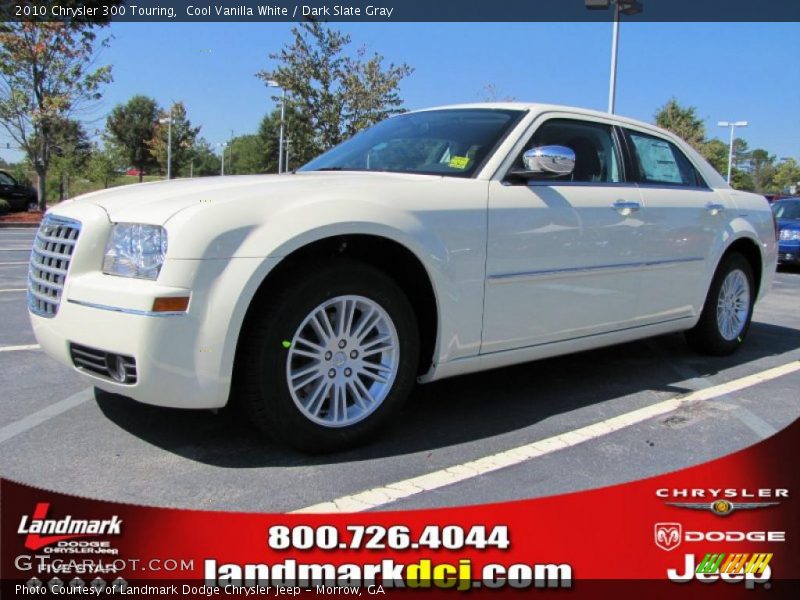 Cool Vanilla White / Dark Slate Gray 2010 Chrysler 300 Touring