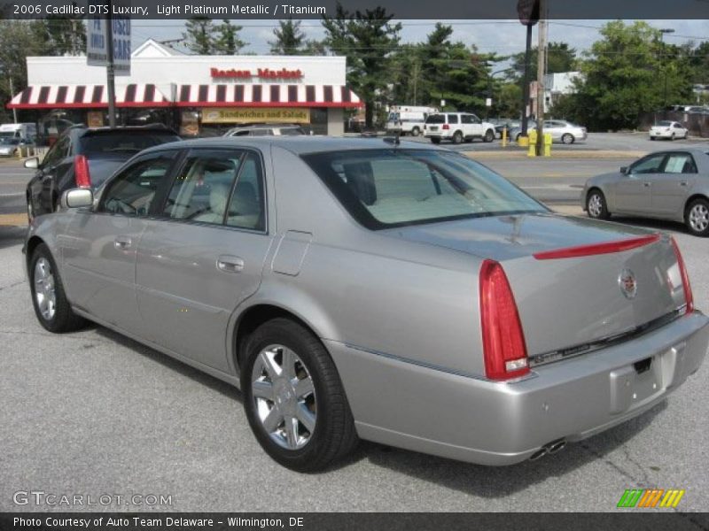 Light Platinum Metallic / Titanium 2006 Cadillac DTS Luxury