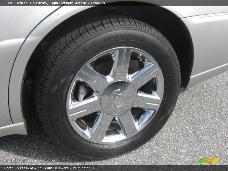 Light Platinum Metallic / Titanium 2006 Cadillac DTS Luxury