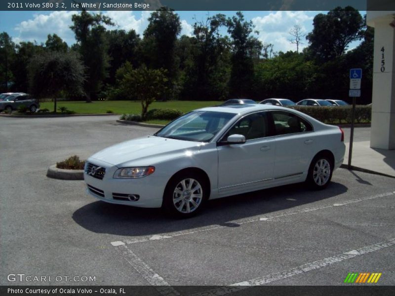 Ice White / Sandstone Beige 2011 Volvo S80 3.2