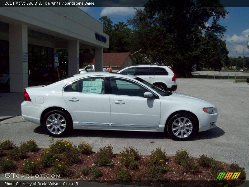 Ice White / Sandstone Beige 2011 Volvo S80 3.2