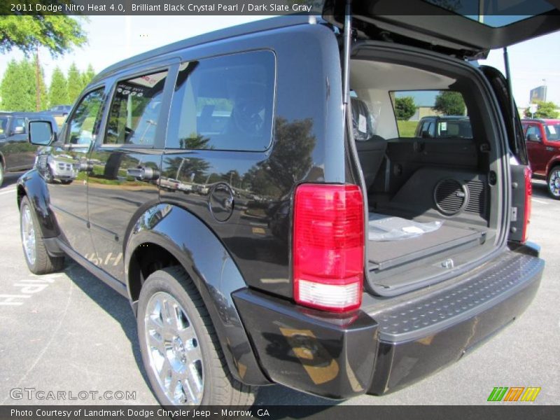 Brilliant Black Crystal Pearl / Dark Slate Gray 2011 Dodge Nitro Heat 4.0