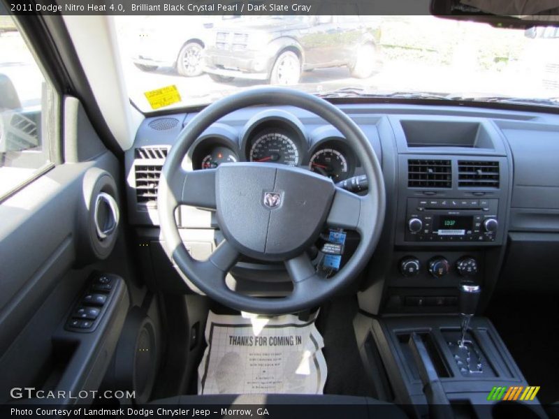 Brilliant Black Crystal Pearl / Dark Slate Gray 2011 Dodge Nitro Heat 4.0