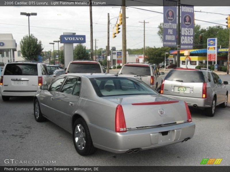 Light Platinum Metallic / Titanium 2006 Cadillac DTS Luxury