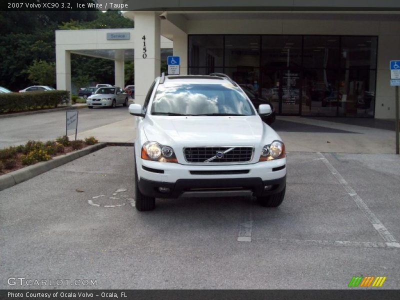 Ice White / Taupe 2007 Volvo XC90 3.2