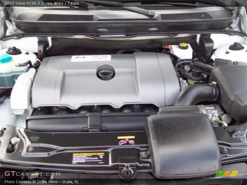 Ice White / Taupe 2007 Volvo XC90 3.2