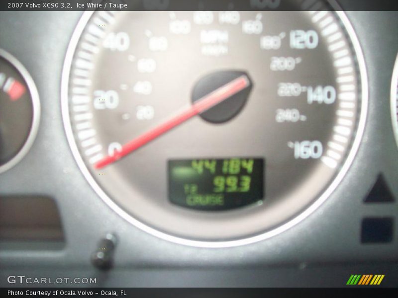 Ice White / Taupe 2007 Volvo XC90 3.2