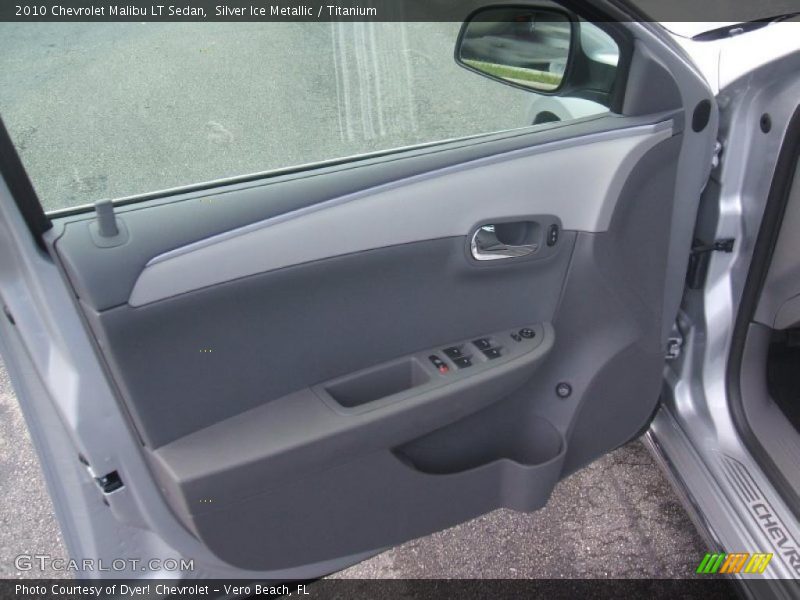 Silver Ice Metallic / Titanium 2010 Chevrolet Malibu LT Sedan