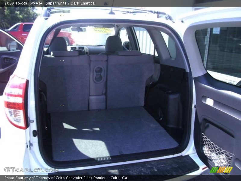 Super White / Dark Charcoal 2009 Toyota RAV4 I4