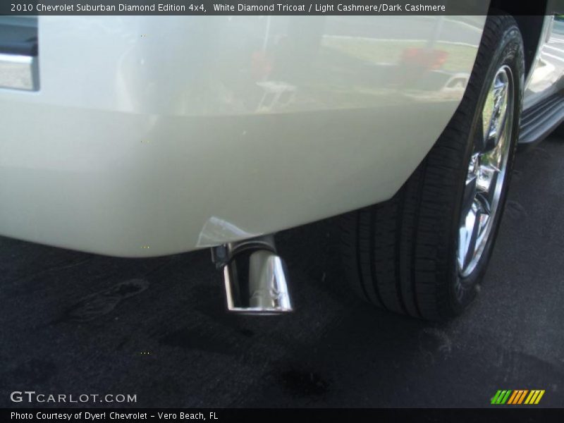 White Diamond Tricoat / Light Cashmere/Dark Cashmere 2010 Chevrolet Suburban Diamond Edition 4x4