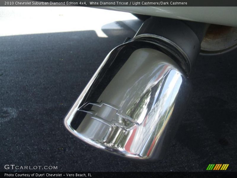 White Diamond Tricoat / Light Cashmere/Dark Cashmere 2010 Chevrolet Suburban Diamond Edition 4x4