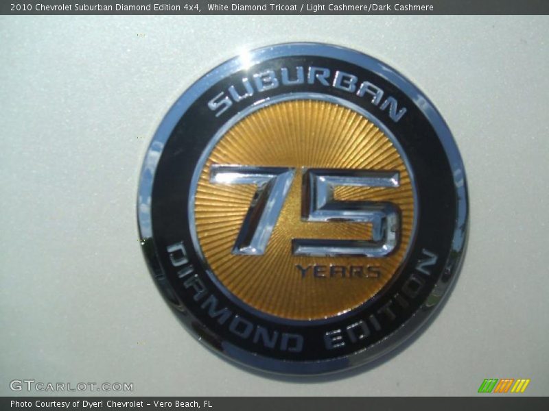 White Diamond Tricoat / Light Cashmere/Dark Cashmere 2010 Chevrolet Suburban Diamond Edition 4x4