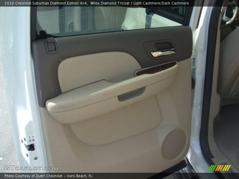 White Diamond Tricoat / Light Cashmere/Dark Cashmere 2010 Chevrolet Suburban Diamond Edition 4x4
