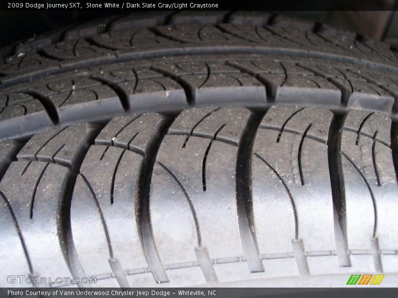 Stone White / Dark Slate Gray/Light Graystone 2009 Dodge Journey SXT