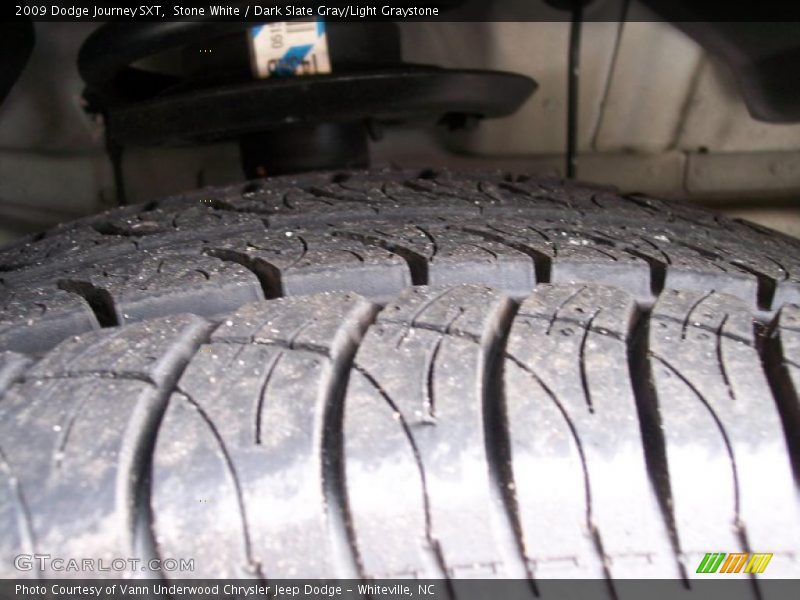 Stone White / Dark Slate Gray/Light Graystone 2009 Dodge Journey SXT
