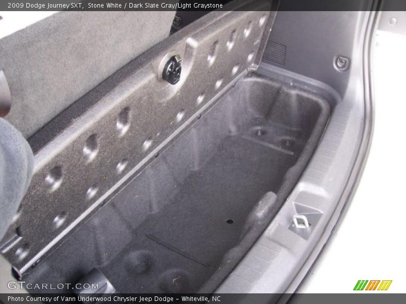 Stone White / Dark Slate Gray/Light Graystone 2009 Dodge Journey SXT