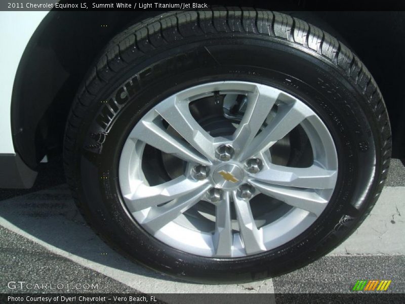 Summit White / Light Titanium/Jet Black 2011 Chevrolet Equinox LS