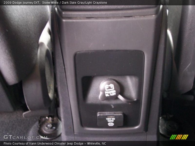 Stone White / Dark Slate Gray/Light Graystone 2009 Dodge Journey SXT