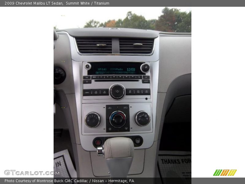 Summit White / Titanium 2009 Chevrolet Malibu LT Sedan