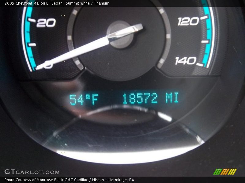 Summit White / Titanium 2009 Chevrolet Malibu LT Sedan