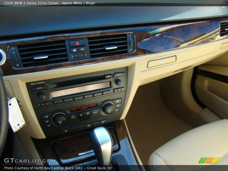 Alpine White / Beige 2006 BMW 3 Series 330xi Sedan