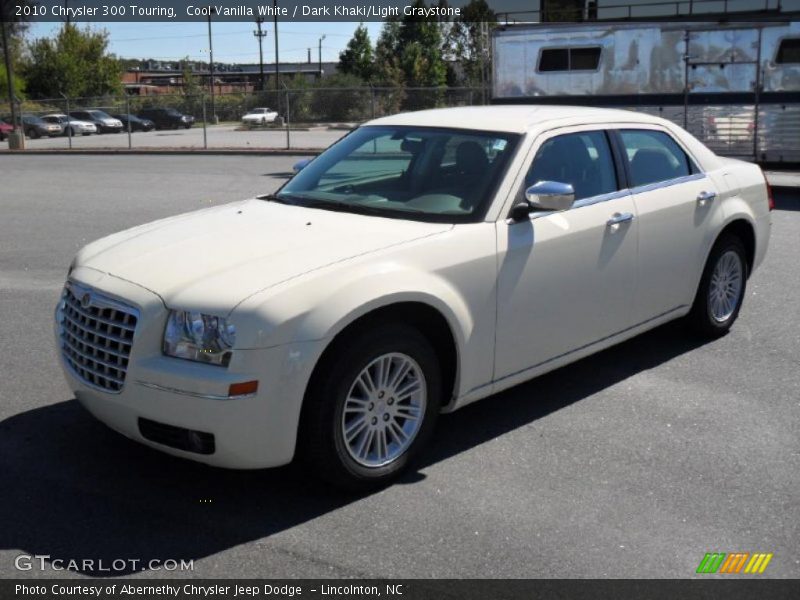 Cool Vanilla White / Dark Khaki/Light Graystone 2010 Chrysler 300 Touring
