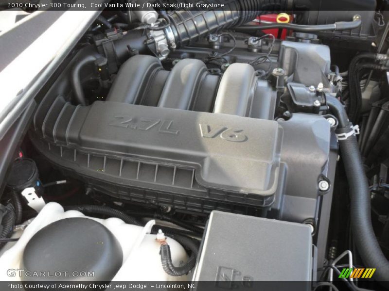 Cool Vanilla White / Dark Khaki/Light Graystone 2010 Chrysler 300 Touring