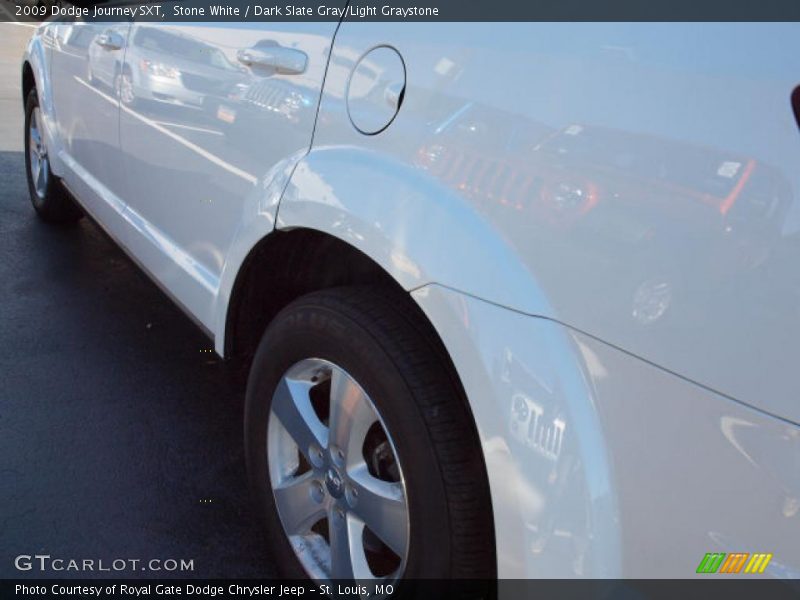 Stone White / Dark Slate Gray/Light Graystone 2009 Dodge Journey SXT