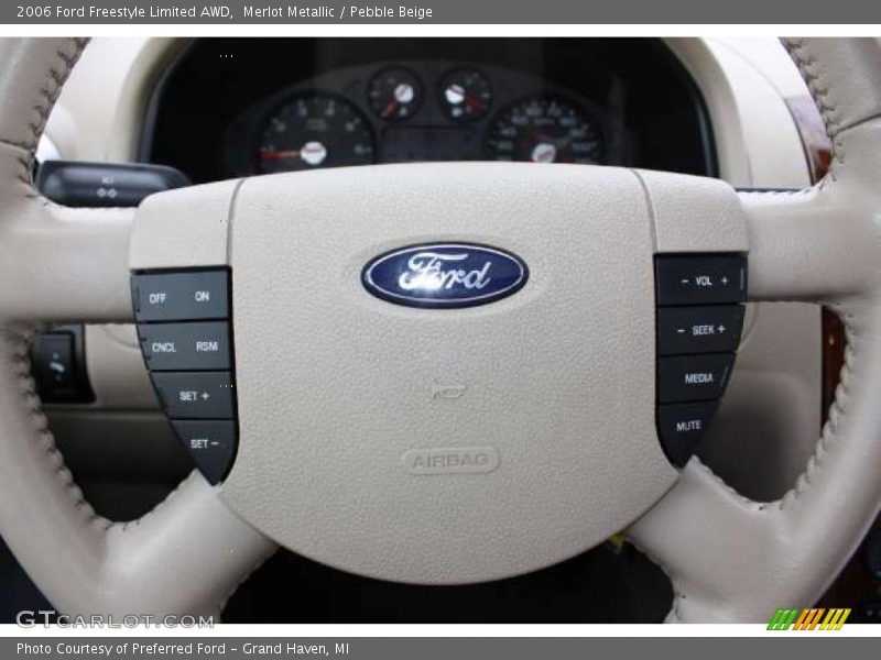 Merlot Metallic / Pebble Beige 2006 Ford Freestyle Limited AWD