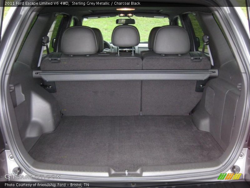  2011 Escape Limited V6 4WD Trunk