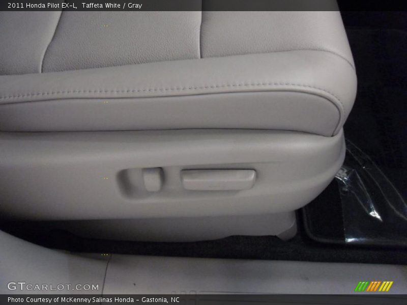 Taffeta White / Gray 2011 Honda Pilot EX-L