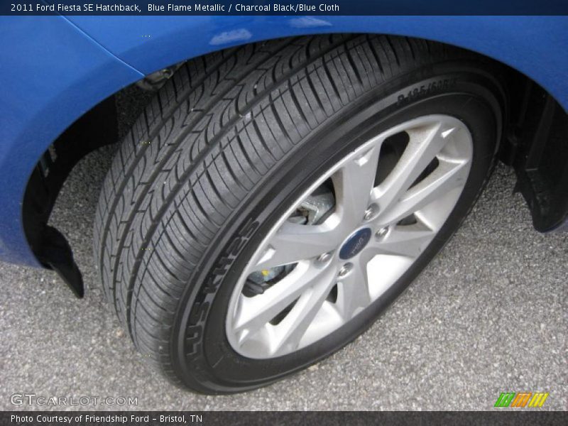 Blue Flame Metallic / Charcoal Black/Blue Cloth 2011 Ford Fiesta SE Hatchback