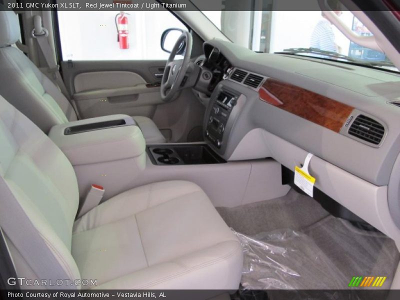 Red Jewel Tintcoat / Light Titanium 2011 GMC Yukon XL SLT