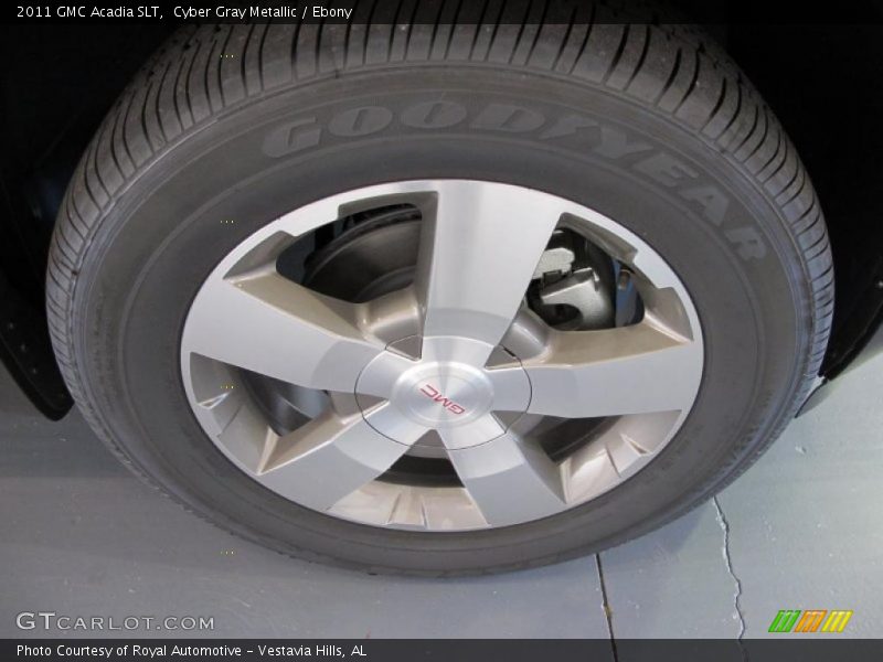 Cyber Gray Metallic / Ebony 2011 GMC Acadia SLT