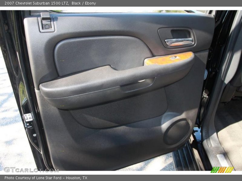 Black / Ebony 2007 Chevrolet Suburban 1500 LTZ