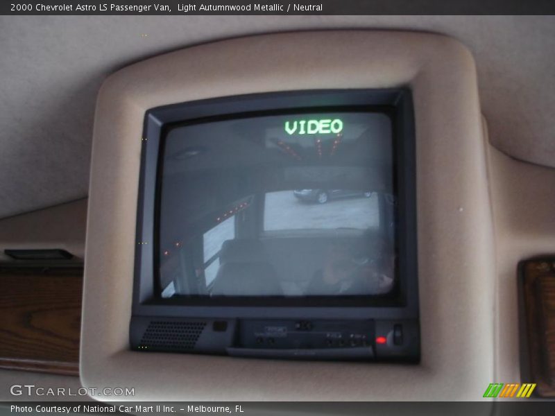 Light Autumnwood Metallic / Neutral 2000 Chevrolet Astro LS Passenger Van