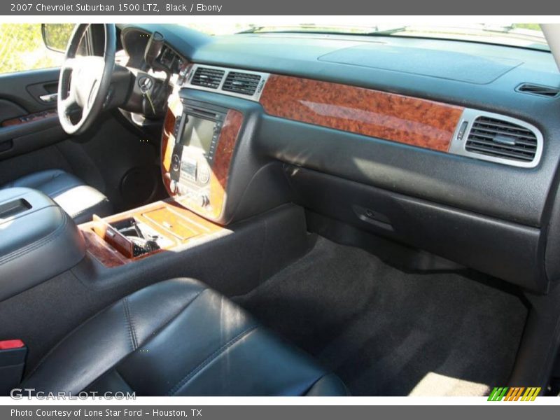 Black / Ebony 2007 Chevrolet Suburban 1500 LTZ