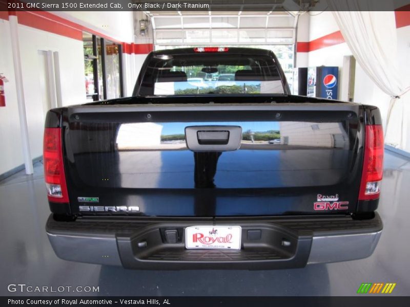 Onyx Black / Dark Titanium 2011 GMC Sierra 1500 Extended Cab